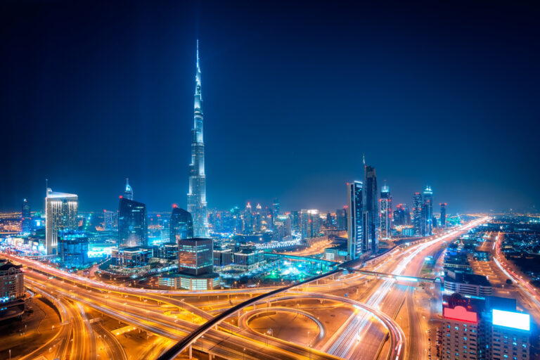 Why Is Everyone Worldwide Interested in Dubai Investment?